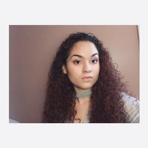 Meet your Posher, Katelyn